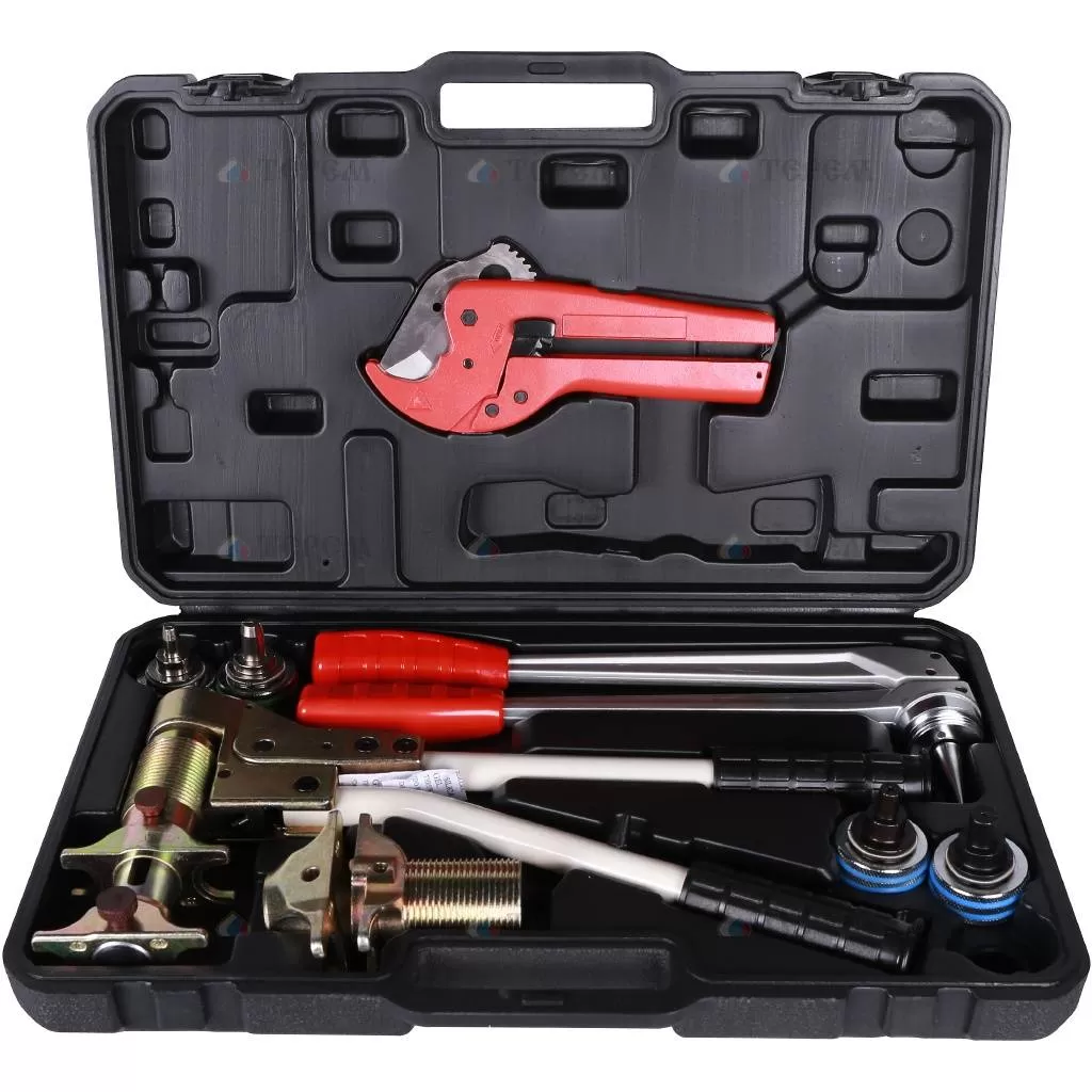 Инструмент для монтажа труб STOUT